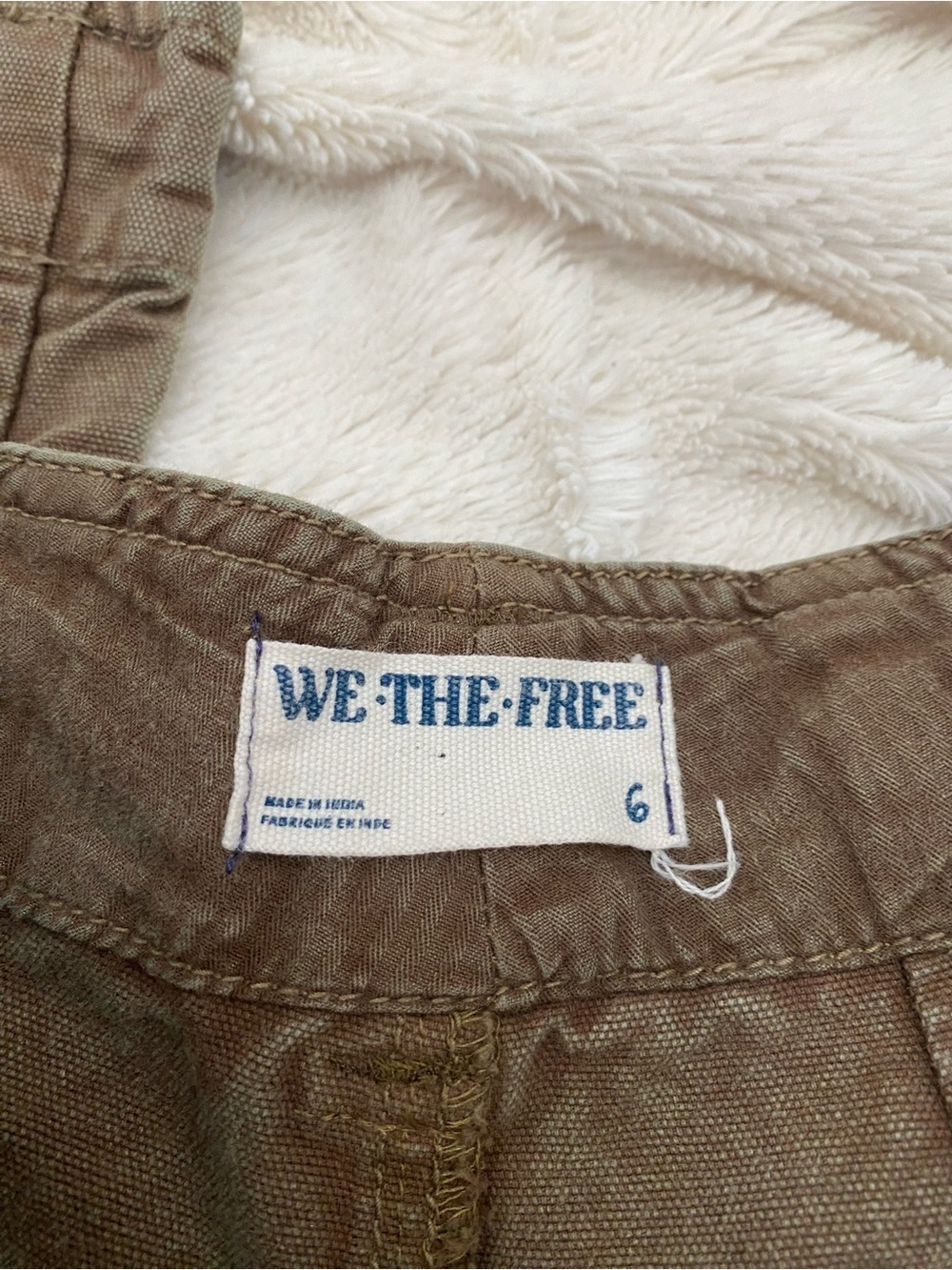 We The Free Cropped Cargo Pants brown workwear style Sz 6 - Picture 7 of 8